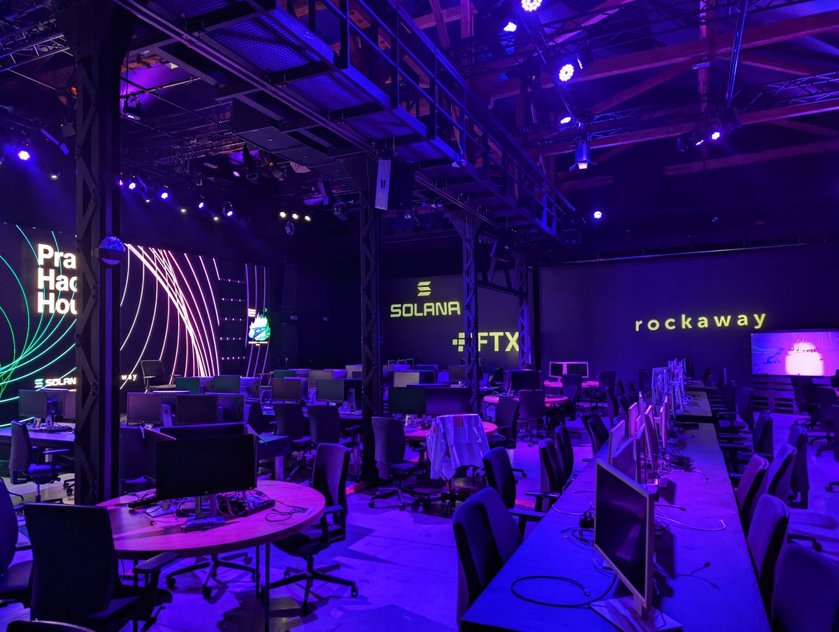 SolpayLabs's tweet photo. Day 3 started. Excited! Yesterday we did our first live demo for some people. It's going pretty well! @solana and Solana Pay is taking over e-commerce one day at a time. https://t.co/xYxryIa07c