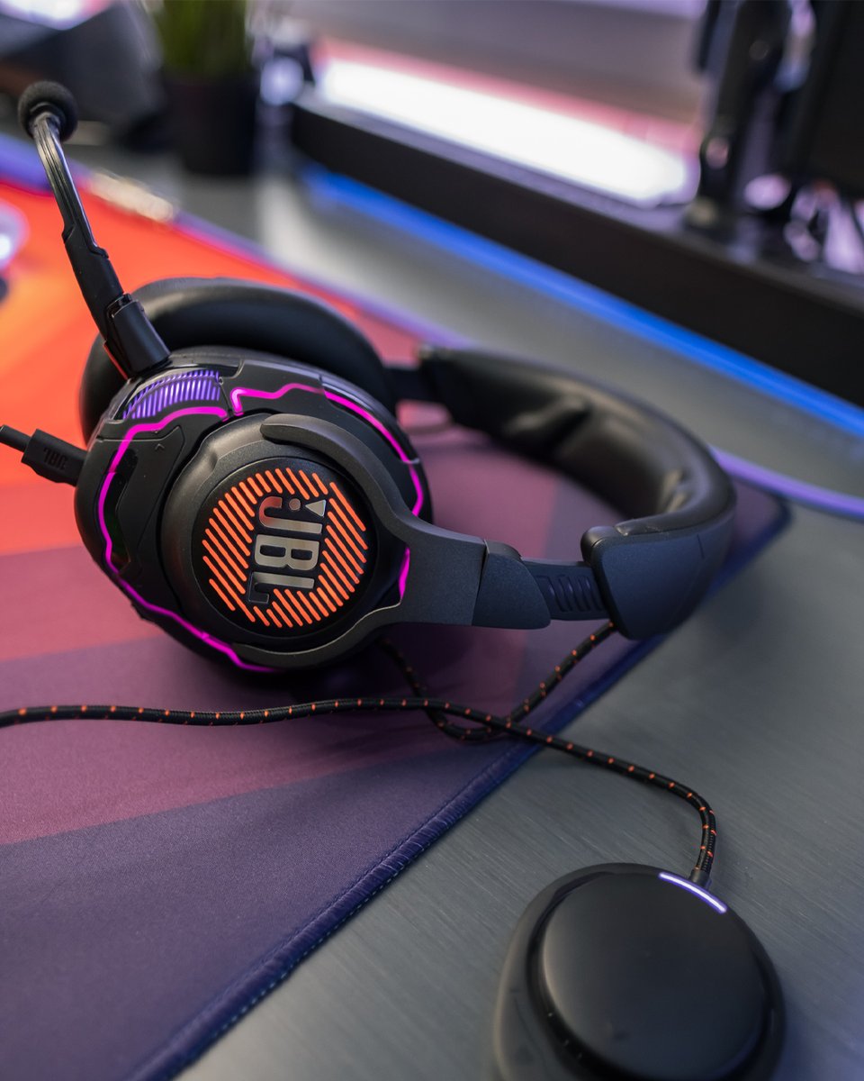 JBLPH's tweet photo. Who's geared up and ready to climb the top ranks?
#JBLQuantumONE (₱13,799)
#JBLPH #DareToListen #SoundIsSurvival #GamingHeadset #Gaming🎮 https://t.co/F8flzwIDoS