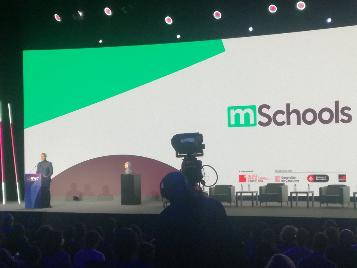 Jornada de Reflexió mSchools  la intersecció de la tecnologia, l'educació i l'humanisme. Hi participen entre professionals de l'educació i fins I tot una IA., 
<a href="/SSTTMVO/">ST_MVO</a>