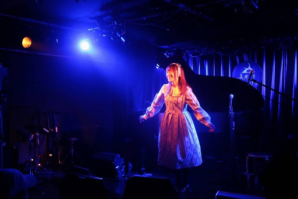 sekineman_photo's tweet photo. 【本日❗️歌守累出演LIVE】
💻️配信限定LIVE📹️
3/3(木)
『IJICHI's Living Door VOL.506』
@真昼の月 夜の太陽
🌟アーカイブ付配信チケット 2300円
🌟出演
mewi(OA )/maRin/八束三姉妹/伊藤さゆり/IJICHI/歌守累
🌟#歌守累 出演時間 21:15~
#AliceLua
#リビドア
#ひな祭り https://t.co/X9KtvE9IlI