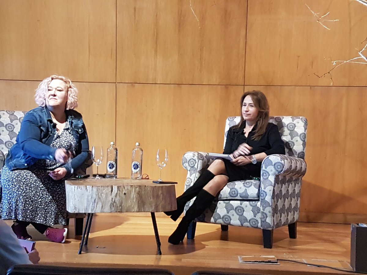 unemadera's tweet photo. Comienza el #ForoEsencialesBioeconomia hablando de como nos vestimos con #kirsiTerho de @infinitedfiber reduciendo el desperdicio de prendas y de origen fosil, y #PiaQvintus de #Spinnova. Gracias #ananoriega y @PEFCSpain por moderar la mesa. #maderasinlimites #planetamadera https://t.co/vVwjI8TrGV
