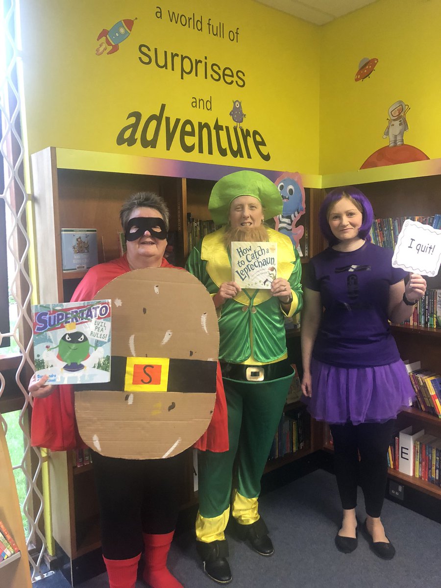 gateslibraries's tweet image. #WorldBookDay shenanigans #BlaydonLibrary waiting for @blaydon_west to visit. #lovereading #lovelibraries @Literacy_Trust