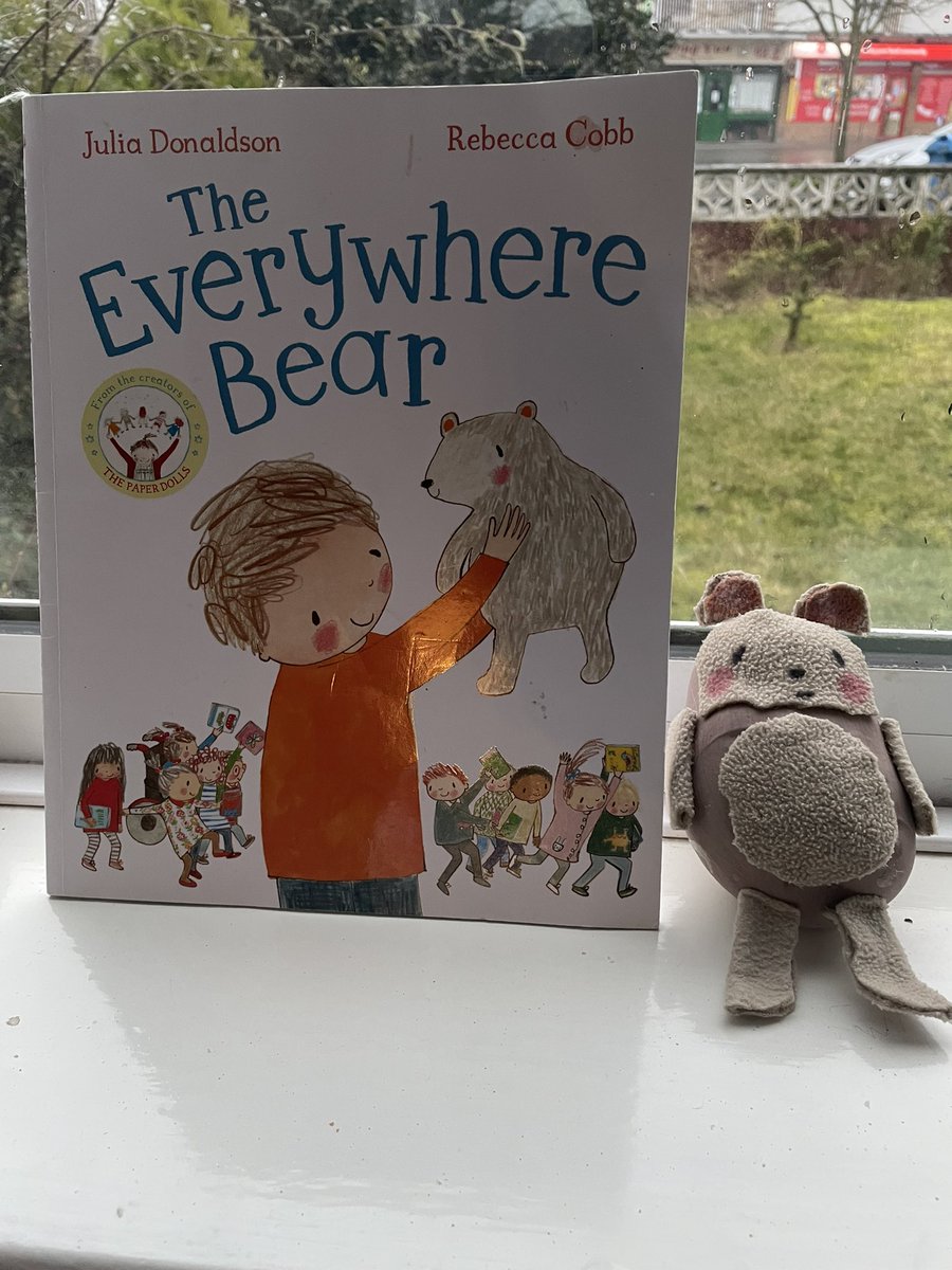 Dan_McCarthy_1's tweet photo. @clifton_fs2 @LibraryClifton Gracie and Oscar have made Harry Potter and Everywhere Bear https://t.co/vD6TSO0k85