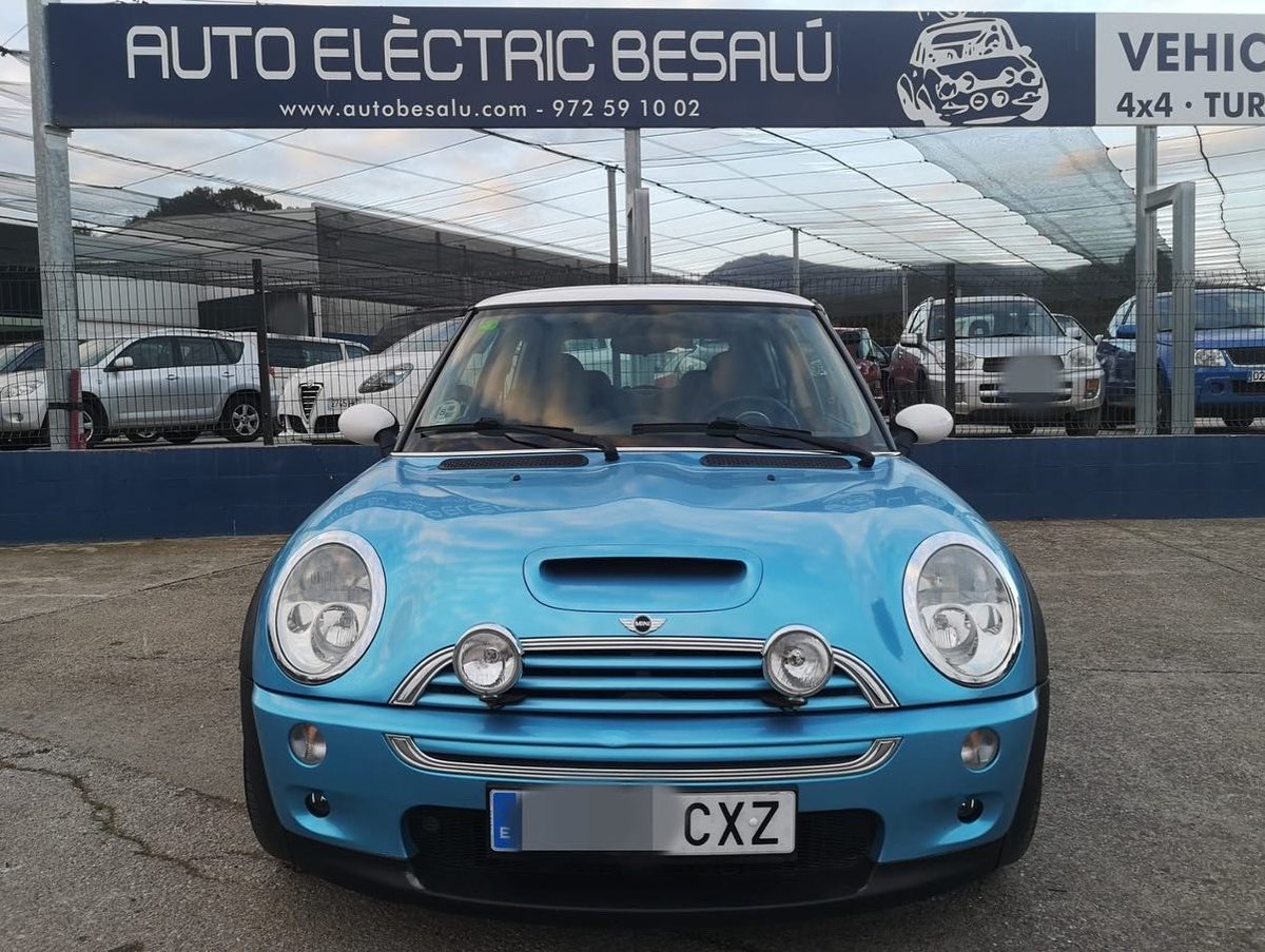AutoBesalu's tweet photo. OCASIÓ ‼️ MINI Cooper S ‼️ Amb fars de llarg abast, climatitzador, detecció de subinflament de pneumàtics… 

.

.

Informa’t a https://t.co/FP8KtKfVYy
.

.

#mini #minicoopers #ocasió #ocasión #vehiclesocasió #vehículosocasión #besalú #garrotxa #pladelestany #girona #barcelona https://t.co/LIq21zMdky