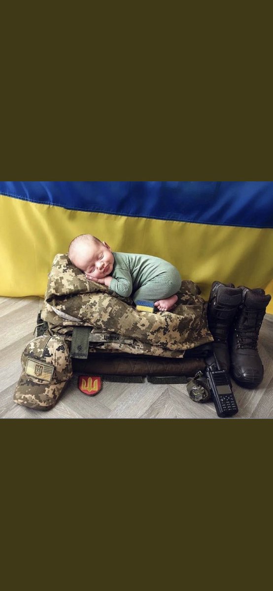 So touching as a Ukrainian solder says goodbye to his little one ,not knowing if he will get to see him again ,as his father goes off to fight for his land and people 😢😢😢,#wwfc,#Ukriane ,#UkraineRussianWar
