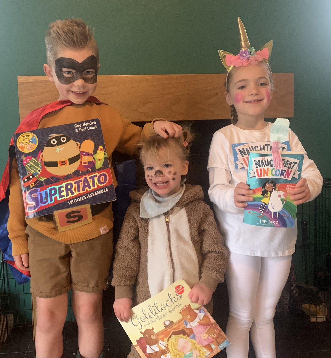 GabrielleDenha3's tweet photo. WBD 2022 for the tribe today! @HMillSchool📚 
Supertato @suehendra, Baby Bear and Dave the unicorn @PipBirdAuthor! #WorldBookDay #lovereading https://t.co/8tiGji7Ib2