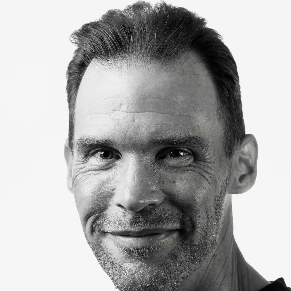 Ovation Radio tweet media