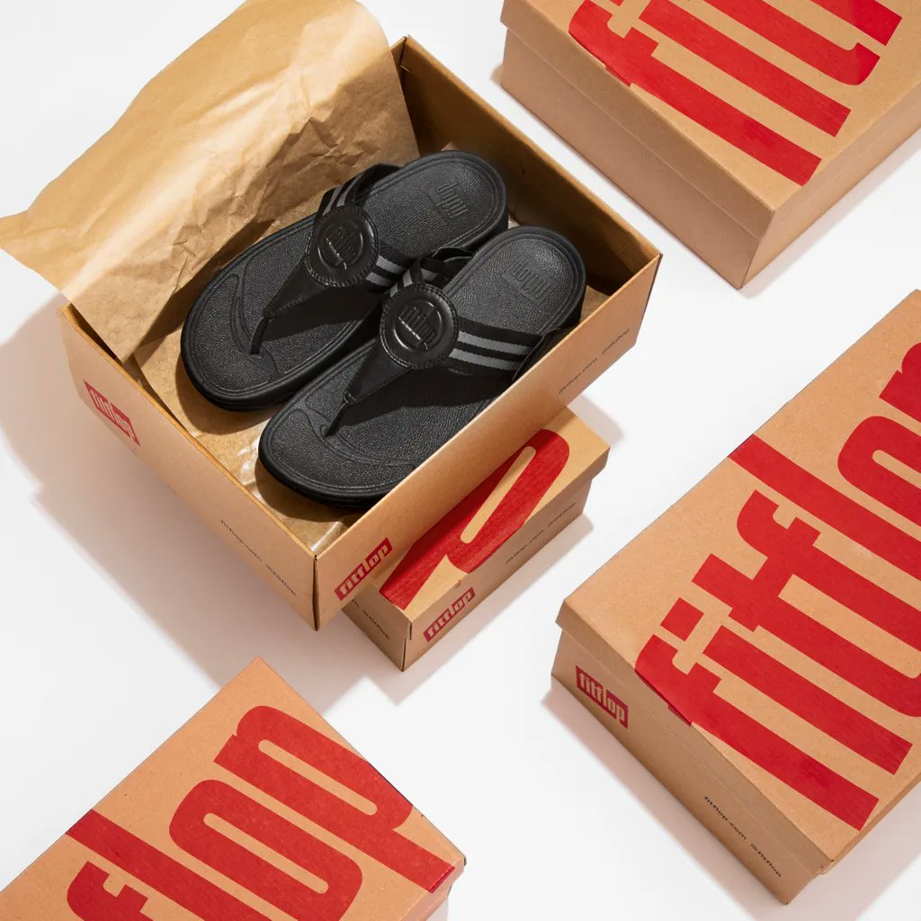 Coming soon: The FitFlop Walkstar 👡 

- Triple density sole to disperse high-pressure points
- Dense-elastic EVA contact point to cushion heel striking 
- Ergonomic design 
- Wide fit for all-day comfort