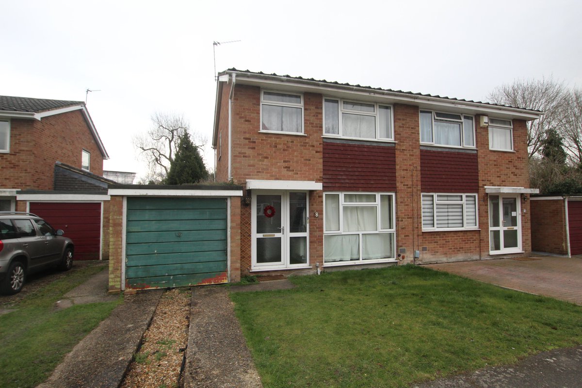 VincentShawRes's tweet photo. ๐ดFor #sale: #semidetached #3bed house on #DoggettRoad; convenient for #ArmHoldings and #Addenbrookes, within catchment for #TheSpinneyPrimary & within walking distance of #Netherhall. Offered for sale with #noupwardchain.
ยฃ425,000 ๐๏ธ https://t.co/X4vQ6KWpUg