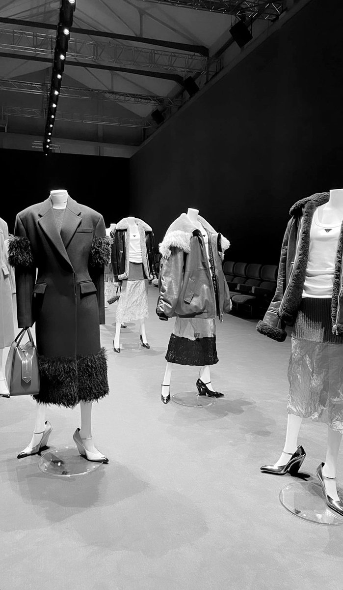 GemsMuseum's tweet photo. Few days ago at Fondazione Prada to view Prada’s FW22-23 Collection By Raf Simons &amp; Miuccia Prada. https://t.co/6nQAy6BBYR