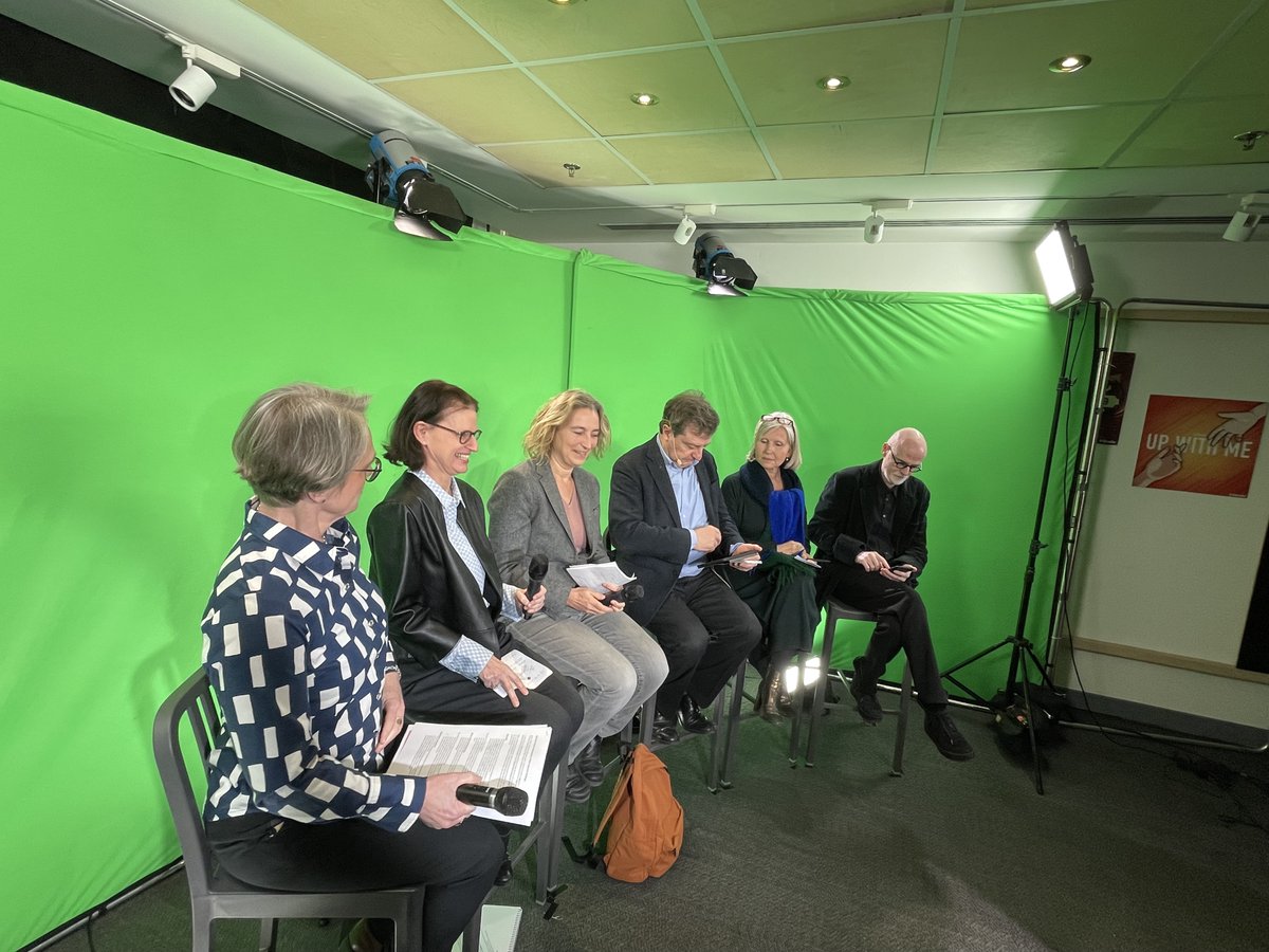 DISCE_EU's tweet photo. The #DISCE policy roundtable is LIVE NOW!
Tune in here for a high level discussion: https://t.co/ErbSCpNNgD
Ask your questions here: https://t.co/TevntOPKyK https://t.co/eir1DshS2b