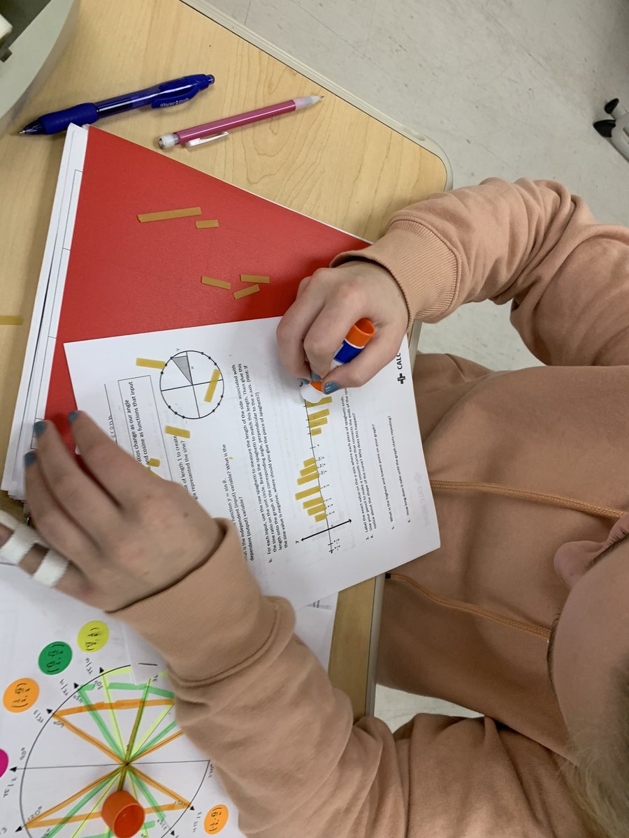 Math_efki's tweet image. Fettuccine sine curves in honors Algebra 2.  Ss measured the height on the unit circle with the pasta and then glued it to create the graph.@NCHS_CT #MTBoS #iteachmath #alg2chat