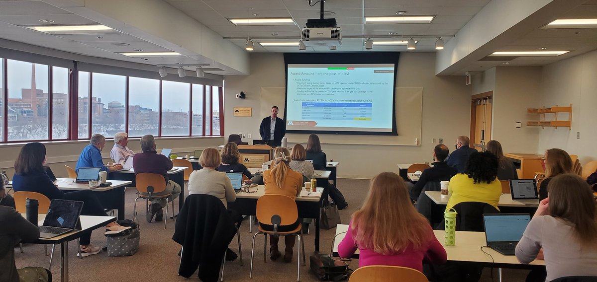 UMNCancer's tweet photo. An awesome opportunity to gather as a team this morning to discuss our @theNCI grant renewal and other important #UMNCancer happenings. #YourCancerCenter #MNCancerCenter https://t.co/3OX73ISEtW
