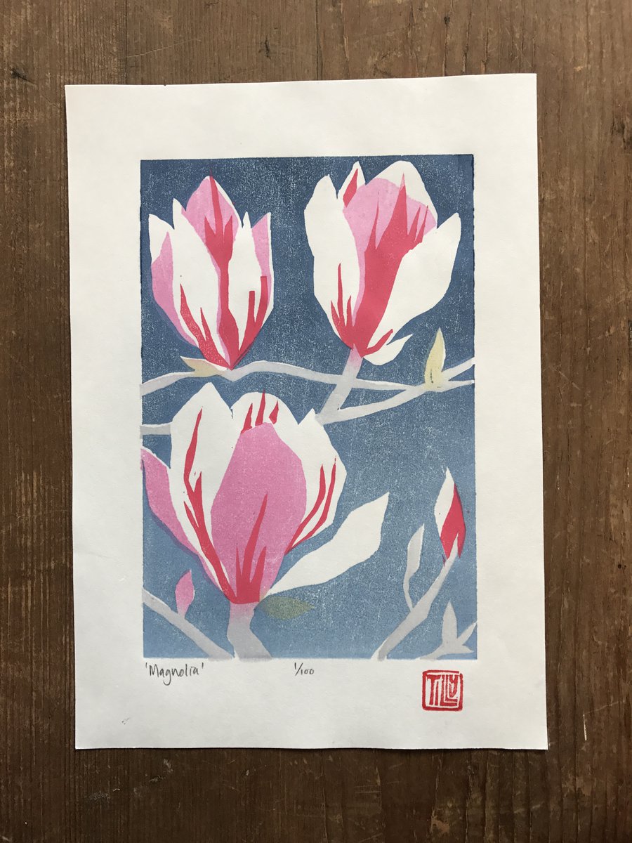 Tillyprint's tweet photo. Magnolia woodblock print #printmaking https://t.co/6CEO5Ri2zq