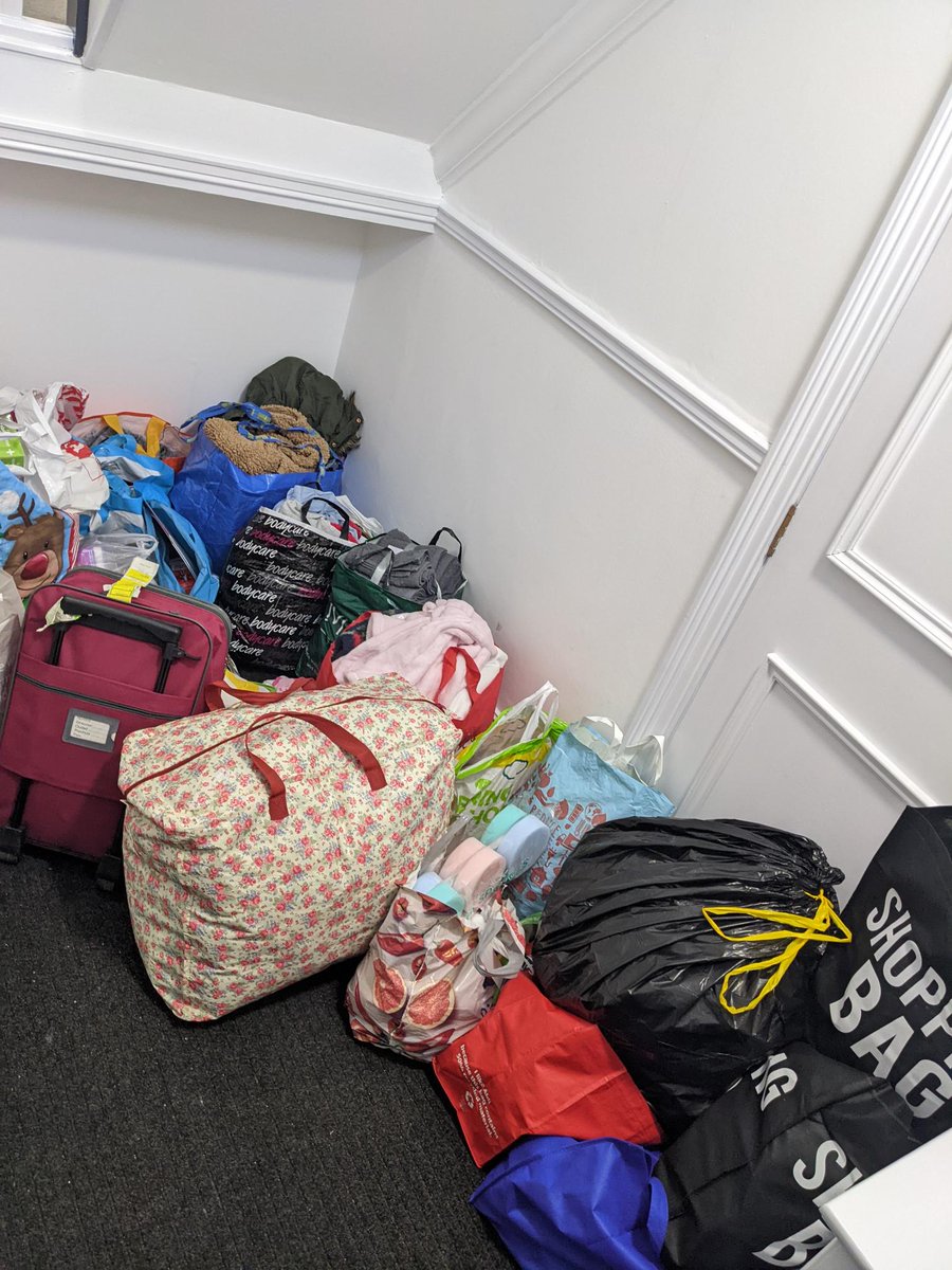 MSBSolicitors's tweet photo. Fantastic effort from everyone in donating items to help PISC in Wrexham, Polskie Merseyside and Wisla Krakow deliver much needed humanitarian aid to the Polish / Ukraine border. 

To help get the HGVs on the road, please donate, here: https://t.co/6DRJxl3Fyo https://t.co/e4xaLWEgi3