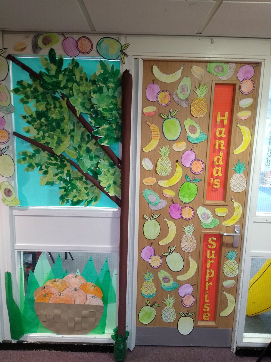 Y1and2Hedgehogs's tweet photo. World Book Day! @MonktonParkSch https://t.co/7arFT1Qvfw