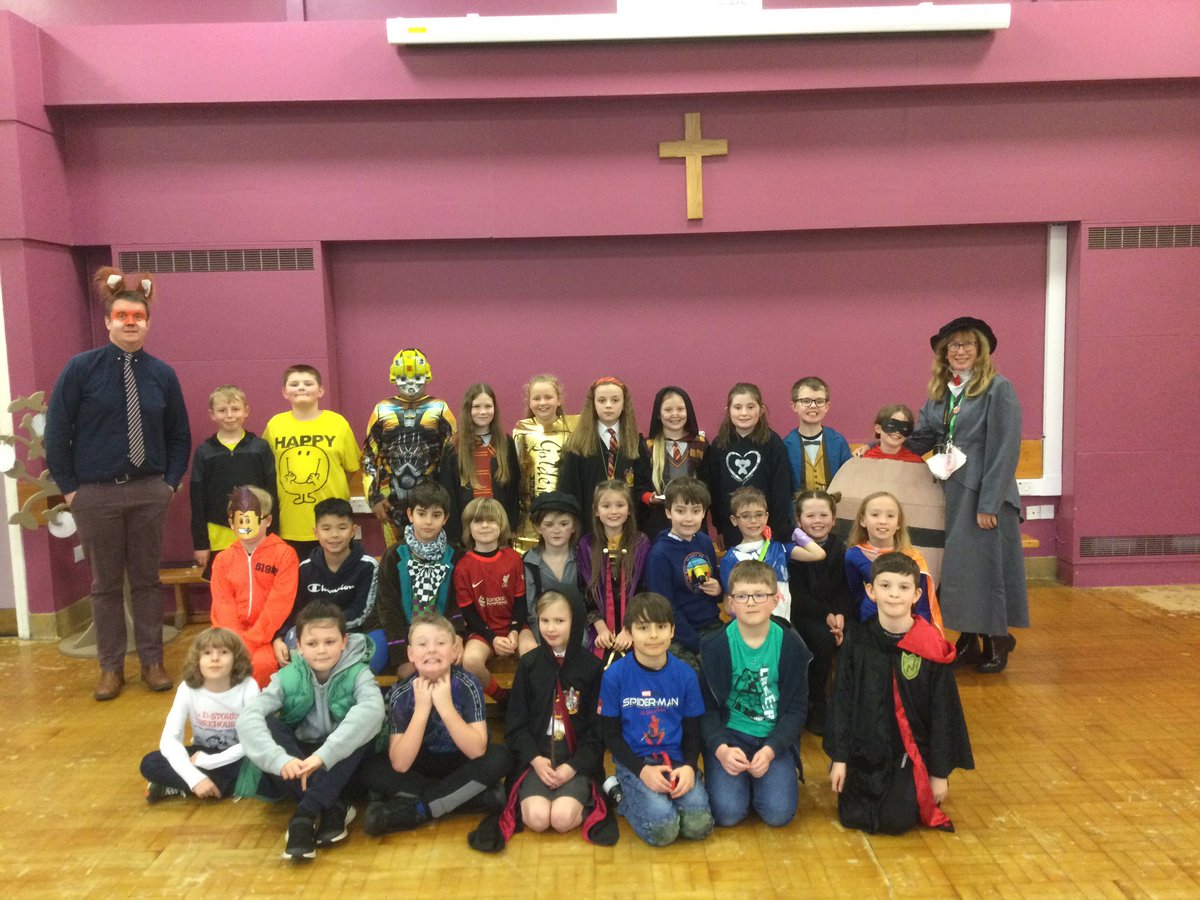 What a lovely day.  We have read, shared and celebrated reading in Dosbarth Ogwen.
<a href="/cwprimary/">CW Primary School</a>
