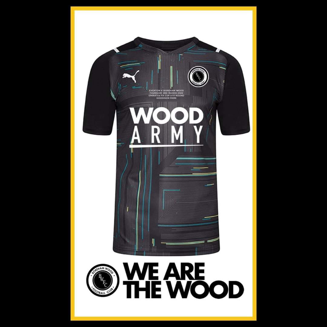 ConfidentialKC's tweet photo. Special edition kit for @BOREHAM_WOODFC paid for by @Everton.

Real touch of class that and its not a bad design either 🔥

#FACup #EVEBOR https://t.co/S7oOn8FYza