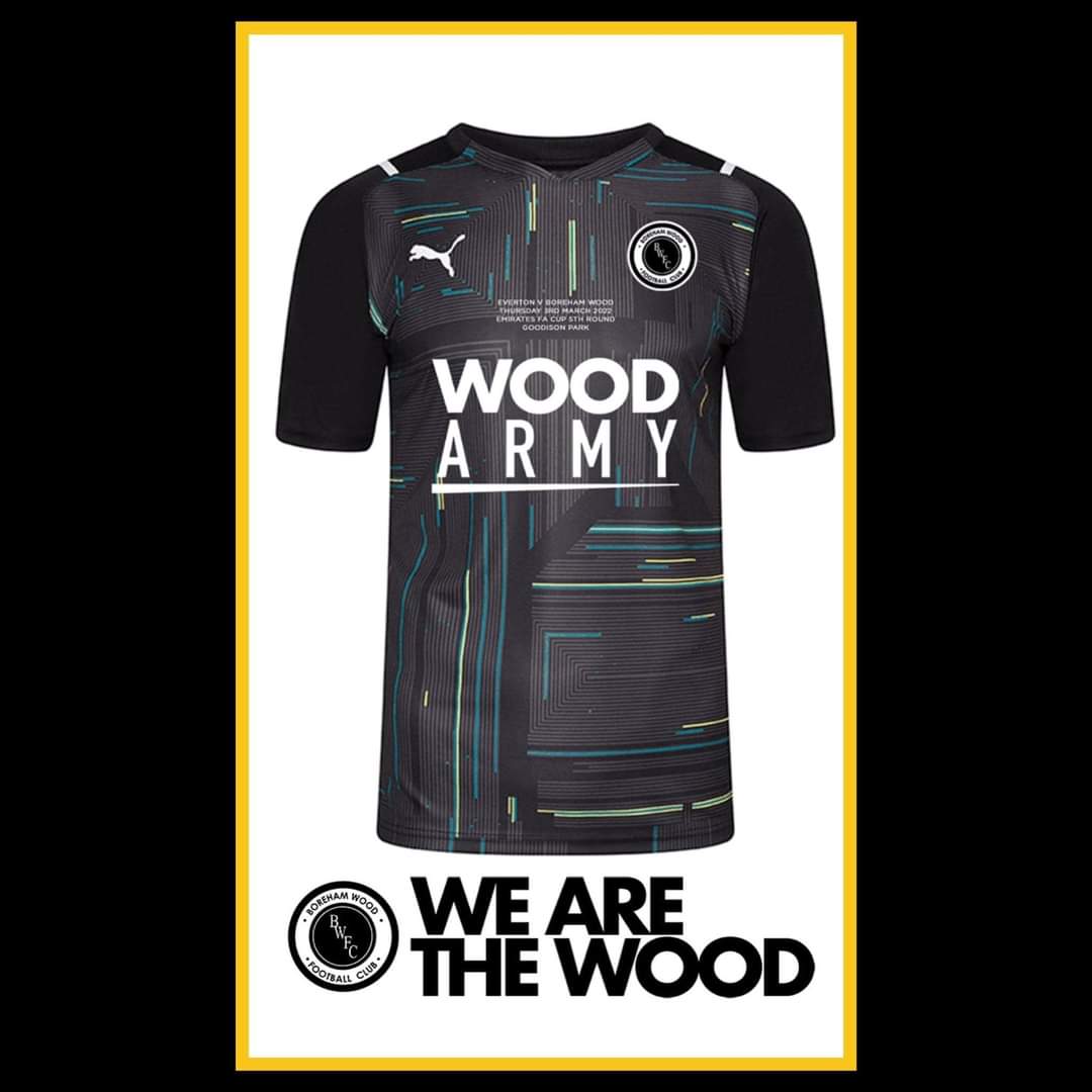 Special edition kit for @BOREHAM_WOODFC paid for by @Everton.

Real touch of class that and its not a bad design either 🔥

#FACup #EVEBOR