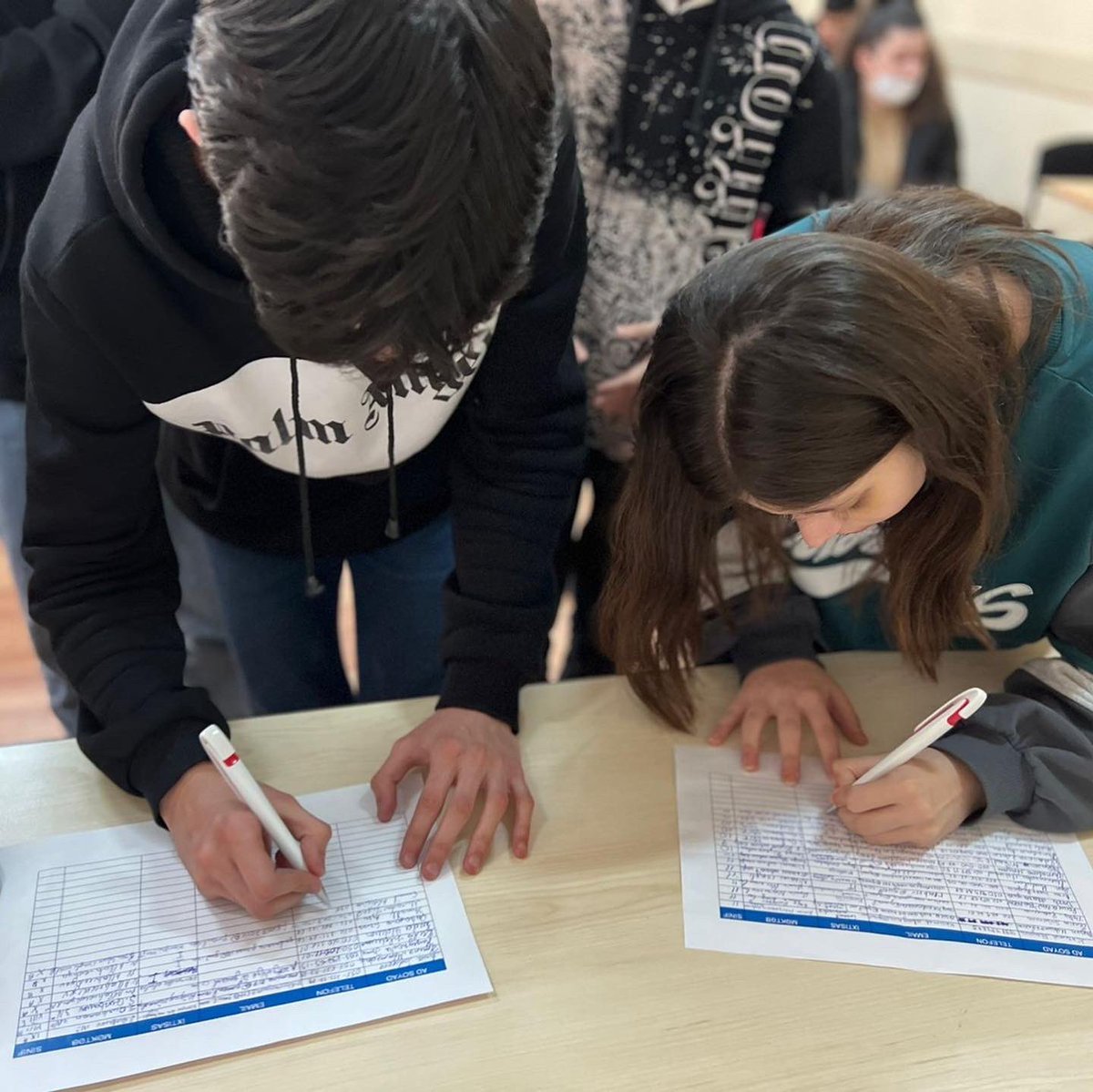 ADAUniversity's tweet photo. Şəki və Qax məktəbliləri ilə görüşdük. ADA tələbəsi olmağı səbirsizliklə gözləyən şagirdlərlə regionlarımızda görüşmək günümüzü daha da yaddaqalan etdi.
#ADAlıol
#Apply2ADA https://t.co/Qx2E4jaTFp