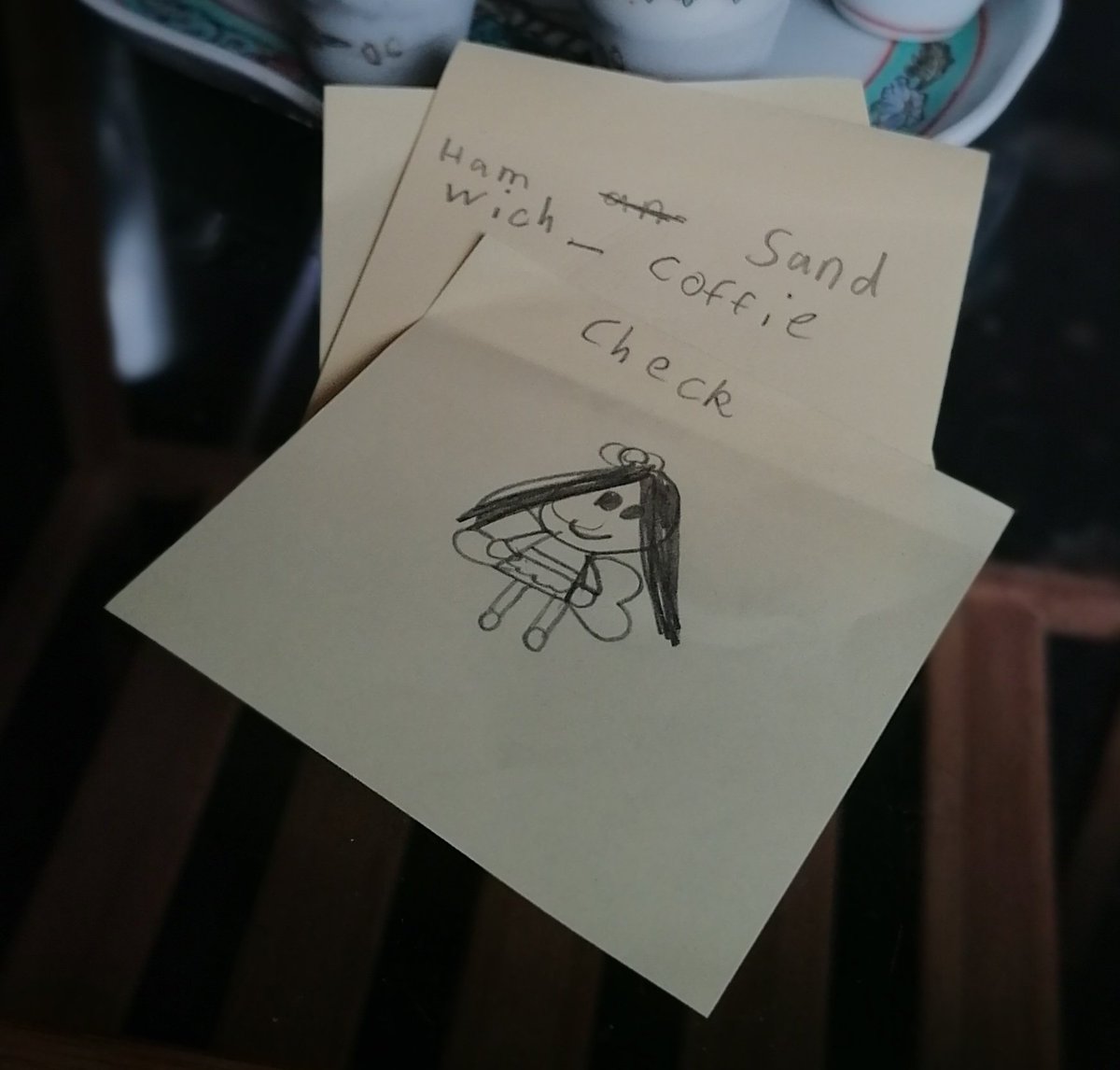 FOS_Images's tweet image. Your waitress today was Dottie, cafe games with @KittyOS_2016 complete with personalised order check. #childhood #childhoodgames #childsplay #playtime #art #imagination