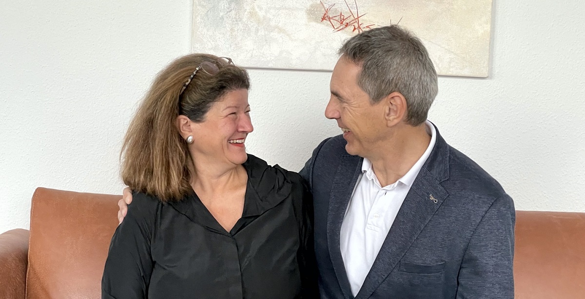 GmbKoch's tweet photo. Thank you for the many congratulations and reactions to our anniversary post on Tuesday. We are very pleased that you are happy with us!
To see in the pictures: Christine Lieber-Koch and Michael Koch officially (1) and happy (2)!
#25yearskoch #MichaelKochGmbH #Youareenergizingus https://t.co/6k4TiRXQfE