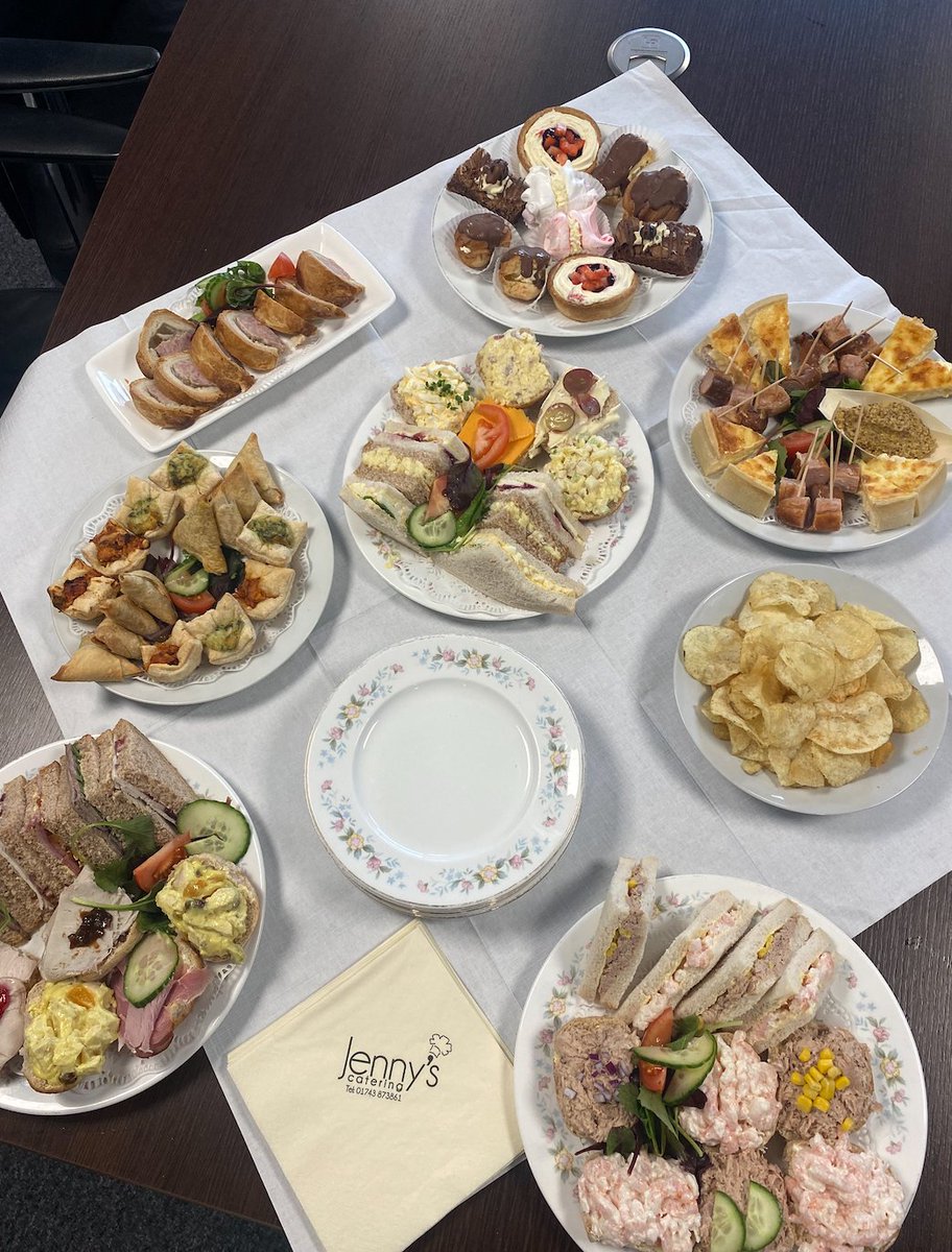 JandPR's tweet image. We've had a great day at @ShropsChamber hosting our full-day PR and #socialmedia course in #Shrewsbury!

Thanks to Moolah Local Food, @Morrisoil, The Hundred House, Manuscript Pen Company, Arscott Golf Club and Red Step Marketing for attending.