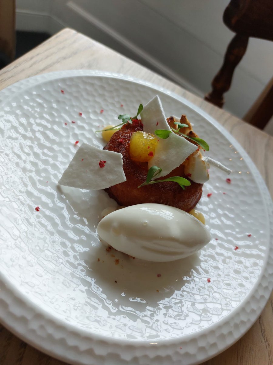 Dan (@chefhyams) on Twitter photo It's a cake kind of day #delicious <a href="/TheBarleySheaf2/">The Barley Sheaf At Gorran</a> #michelinguide <a href="/MichelinGuideUK/">The MICHELIN Guide</a> It's a cake kind of day #delicious <a href="/TheBarleySheaf2/">The Barley Sheaf At Gorran</a> #michelinguide <a href="/MichelinGuideUK/">The MICHELIN Guide</a>