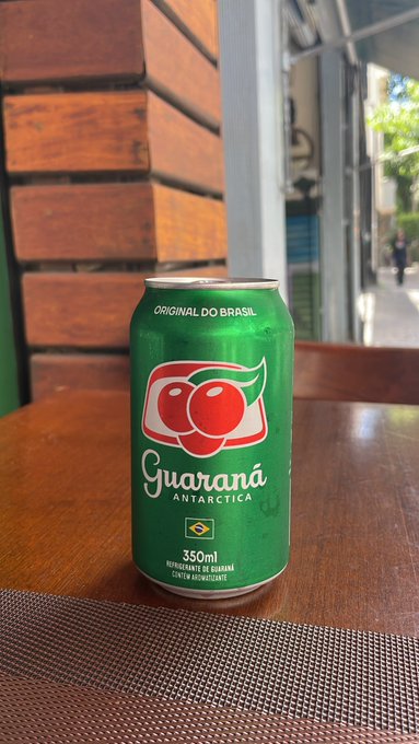 - eu quero uma coca - pode ser zero? n&atilde;o - me d&aacute; uma H2O ent&atilde;o &hellip;kkk https://t.co/vUCVPum8Wg