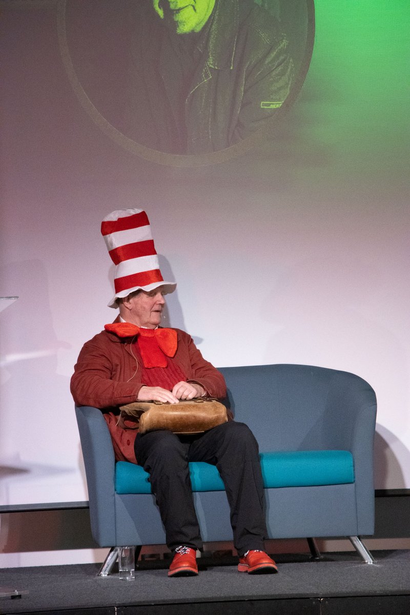 broadclyst's tweet photo. Thank you to everyone that attended today's event with #MichaelMorpurgo  - hope you loved it as much as we did - any photos you have of today's World Book Day can you retweet or post them below with #StoryTime #WorldBookDay 

 @nadhimzahawi @educationgovuk @WorldBookDayUK https://t.co/fnDpkIklIi
