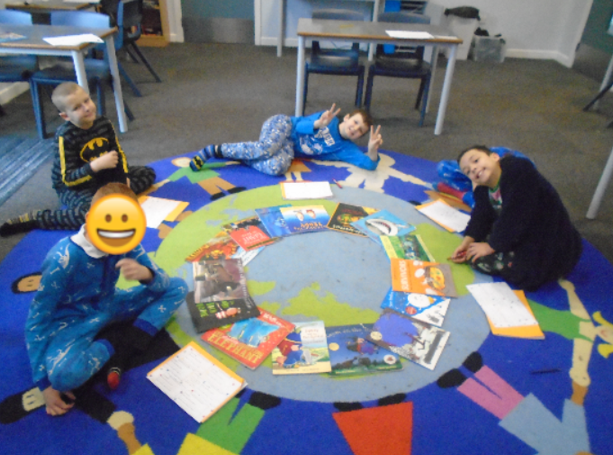 Bridgeview_Hull's tweet photo. For #WorldBookDay #ClassLockwood have enjoyed a treasure hunt!
We had to searched books for specific pictures and words. We found a 'Witch' in Room on the Broom, we found a 'Bear' in Introducing Teddy and we found a 'Dog' in Stick Man!😊📚 https://t.co/qnqB3OGBWJ