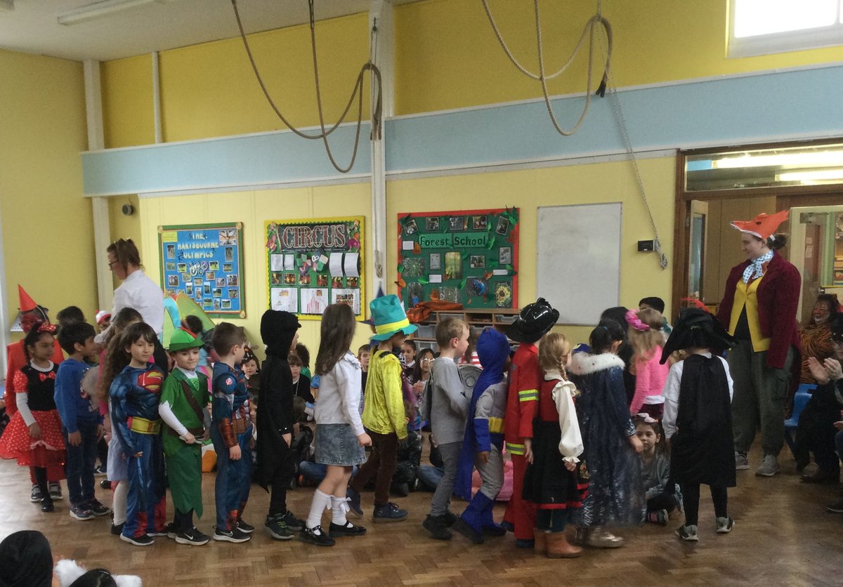 HartsbournePri1's tweet photo. World Book Day is off to a fabulous start this morning! The costumes are incredible, and the children really enjoyed showing them off in the parade 😊 https://t.co/OyfwGjgamo