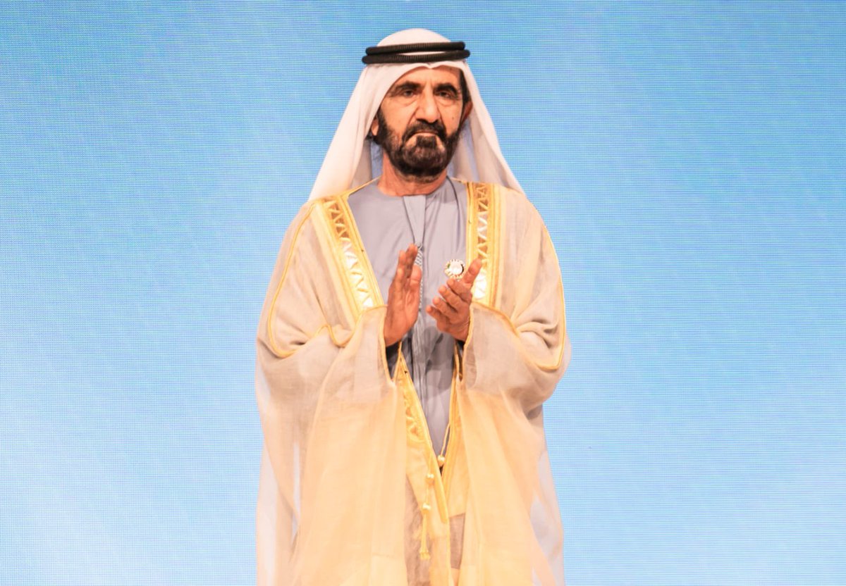 MaktoumMohammed's tweet photo. التميز كما يقول محمد بن راشد رحلة ليس لها خط نهاية ..وأعتقد أن رحلتنا ما زالت في بدايتها ..لأن طموحات قيادتنا تكبر كل يوم ..وسقف طموحات شعب الإمارات يرتفع كل يوم ..والعالم الذي نعيش فيه يعطينا فرص جديدة للتقدم والتطور كل يوم ..والقادم دائماً أجمل كما يكرر محمد بن راشد حفظه الله https://t.co/Wi6D2fMlih