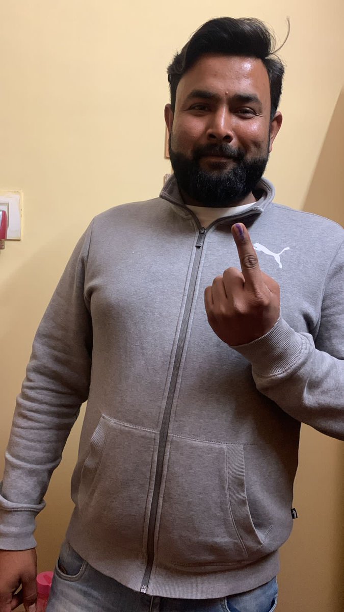 ceoup's tweet photo. उत्तर प्रदेश विधानसभा सामान्य निर्वाचन-2022
क्या आपने अपना मत दिया..?
छठे चरण के अंतर्गत जनपदों में हो रहे मतदान के समापन में मात्र 1 घंटा शेष है।
अतः जल्द मतदान केंद्र जाएं और अपना वोट देकर जिम्मेदारी निभाएं।
#AssemblyElections2022
#ECI
#GoVote
#GoVoteUP_Phase6 https://t.co/Xb9YEHD72l