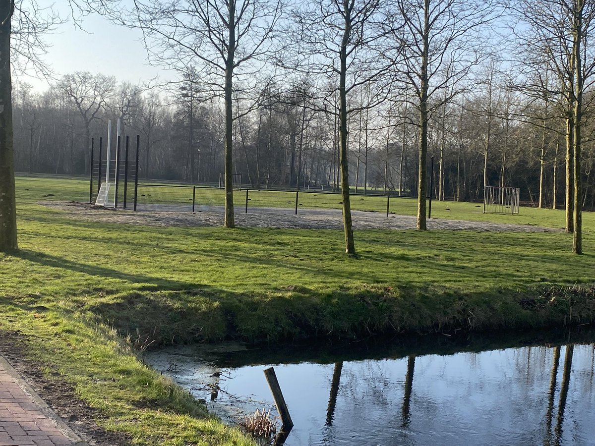 jan van der Werf (@werfwind) on Twitter photo De pannakooi is nu verplaatst naar Oranjewoud. Hoe gaat de <a href="/PvdA/">Partij van de Arbeid</a> i.c. <a href="/jellezoetendal/">Jelle Zoetendal</a> dit compenseren. €20.000 van een wijk, die het nodig heeft naar het lommerijke Oranjewoud. De salonsocialisten spinnen er garen bij. De pannakooi is nu verplaatst naar Oranjewoud. Hoe gaat de <a href="/PvdA/">Partij van de Arbeid</a> i.c. <a href="/jellezoetendal/">Jelle Zoetendal</a> dit compenseren. €20.000 van een wijk, die het nodig heeft naar het lommerijke Oranjewoud. De salonsocialisten spinnen er garen bij.