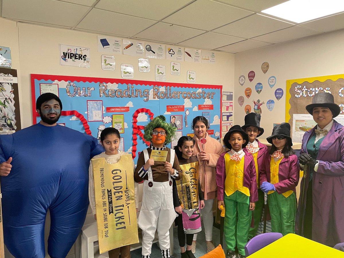 olive_bolton's tweet photo. Our children look AMAZING #ThankYou for your superb efforts #WorldBookDay #LoveReading #LoveBooks #StoryCharacters #Creativity #Ambition #Respect #ReadingForPleasure #WeAreStar https://t.co/j9uGxyEEm3