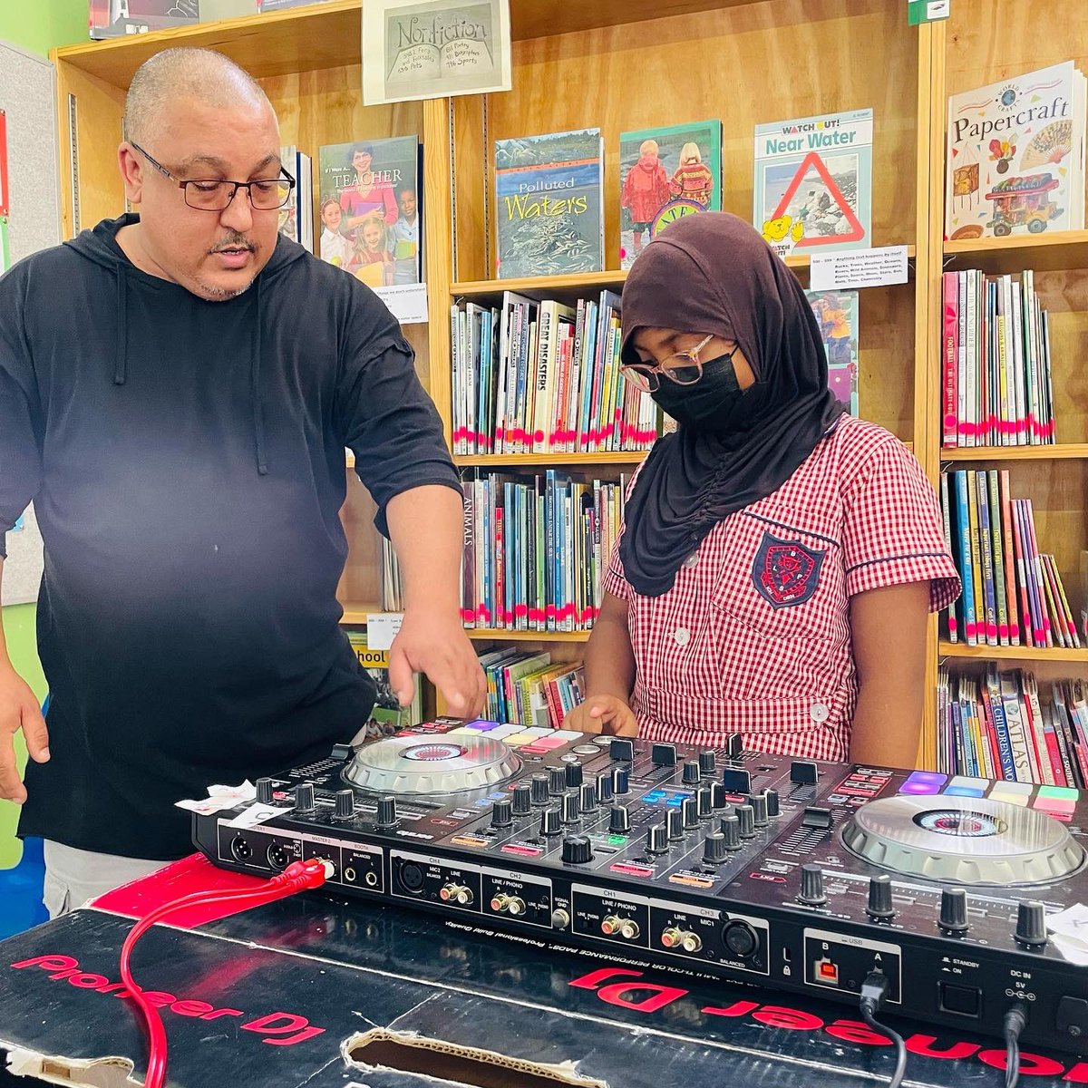 HealtheHoodZA's tweet image. The bpm’s… #dj #djlife #learntodj #djing #djingismylife #healthehoodproject #healthehood #changingmindschangesaction