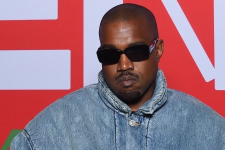 DJAMP92's tweet photo. If you not watched it (coodie Jeen-yuhs) Doc on KanYe West on Netflix watch it!

Simply amazing most inspirational thing ive seen in possibly for ever ye is so miss understood and was so far ahead of his time even at the start of his career 

#kanyewest #koodie #jeenyuhs https://t.co/PXngXC65b5