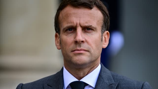 BFMTV's tweet photo. 🔴 INFO BFMTV
Macron va annoncer sa candidature demain dans une lettre aux Français publiée dans la presse régionale https://t.co/ToMBOGhLbk https://t.co/PRrJFmSWMh