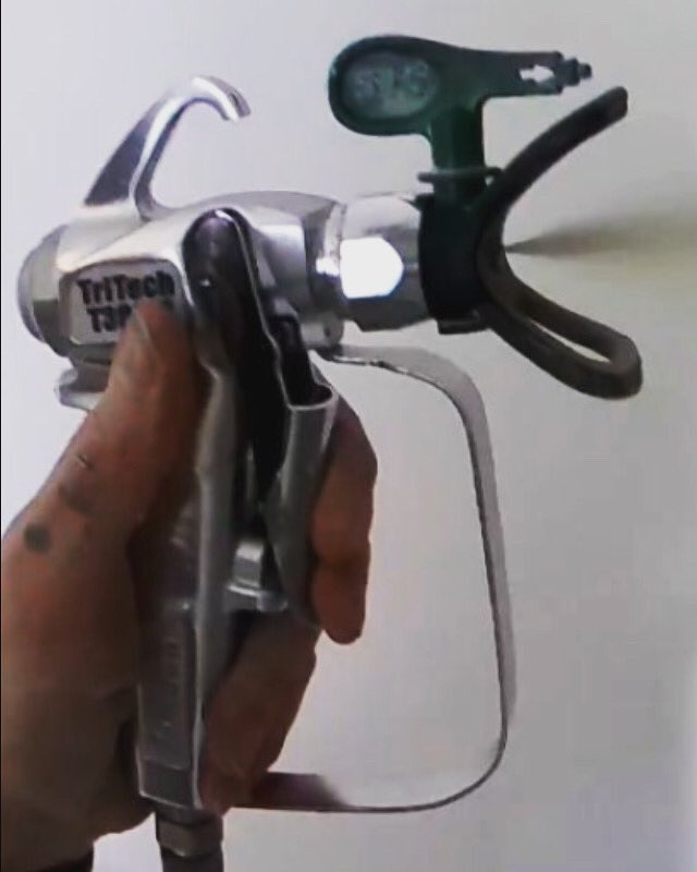 🇺🇸 TriTech T380 Gun

🟡 Wagner HEA 515 Tip

🔵 Graco Airless Pump 

“..An Airless Spraying Collaboration”

#gracocontractorclub #gracopaintsprayers #AirlessSprayer #Painting #PaintLife #PaintSprayer <a href="/Wagnergroupuk/">WagnerGroupUK</a> <a href="/GracoContractor/">Graco Contractor Equipment - EMEA</a> <a href="/tritechairless/">TriTech Airless</a>