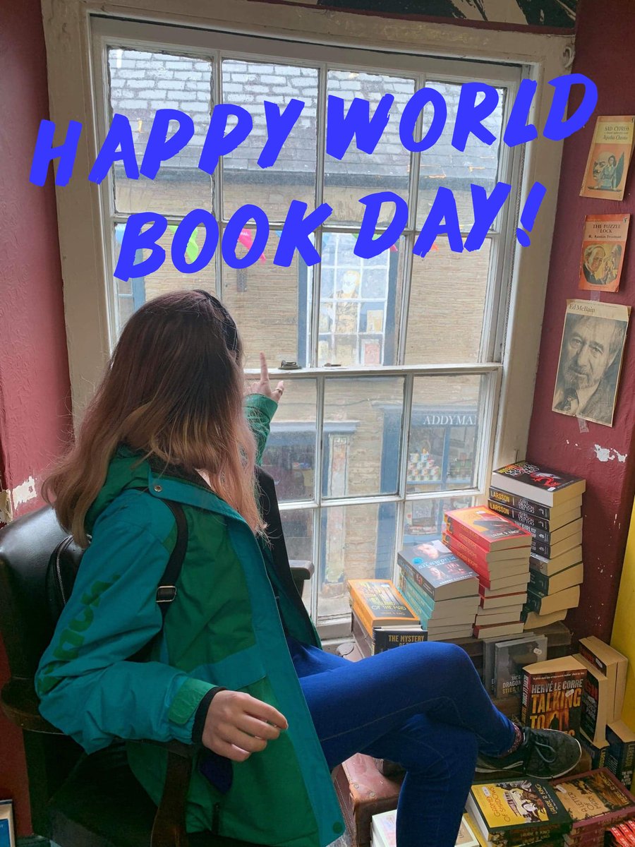 DofEWales's tweet photo. Happy #WorldBookDay!
Did you know you can use poetry and creative writing for your #DofESkill section? Or perhaps you could Volunteer with a local writing group?
To find a local writers’ group near you, take a look at this page from Literature Wales: https://t.co/44QyPL36DE https://t.co/oSDmSuzwBX