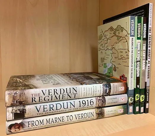 📚 What are you reading this #WorldBookDay?

Let us know your top Great War reading recommendations. 

📸 Here are some of our #Verdun picks 👉 buff.ly/2EtM510