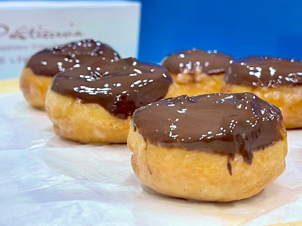 The Pasticceria tweet media