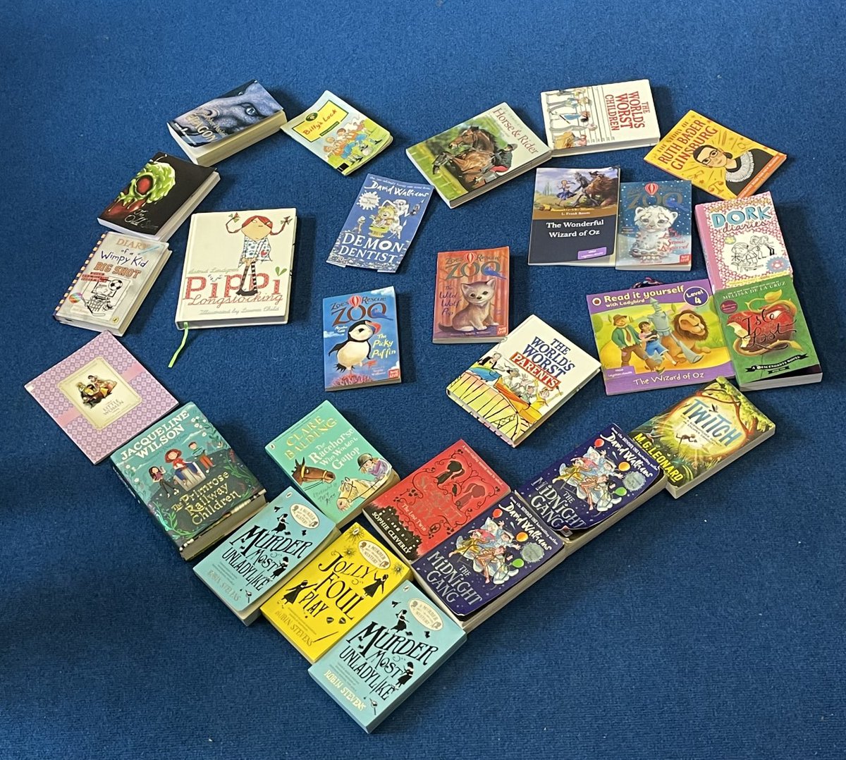 CarrdusYear6's tweet photo. Here are some of our favourite titles. #bookrecommendation #youareareader #worldbookday2022 https://t.co/fH4NO443SE