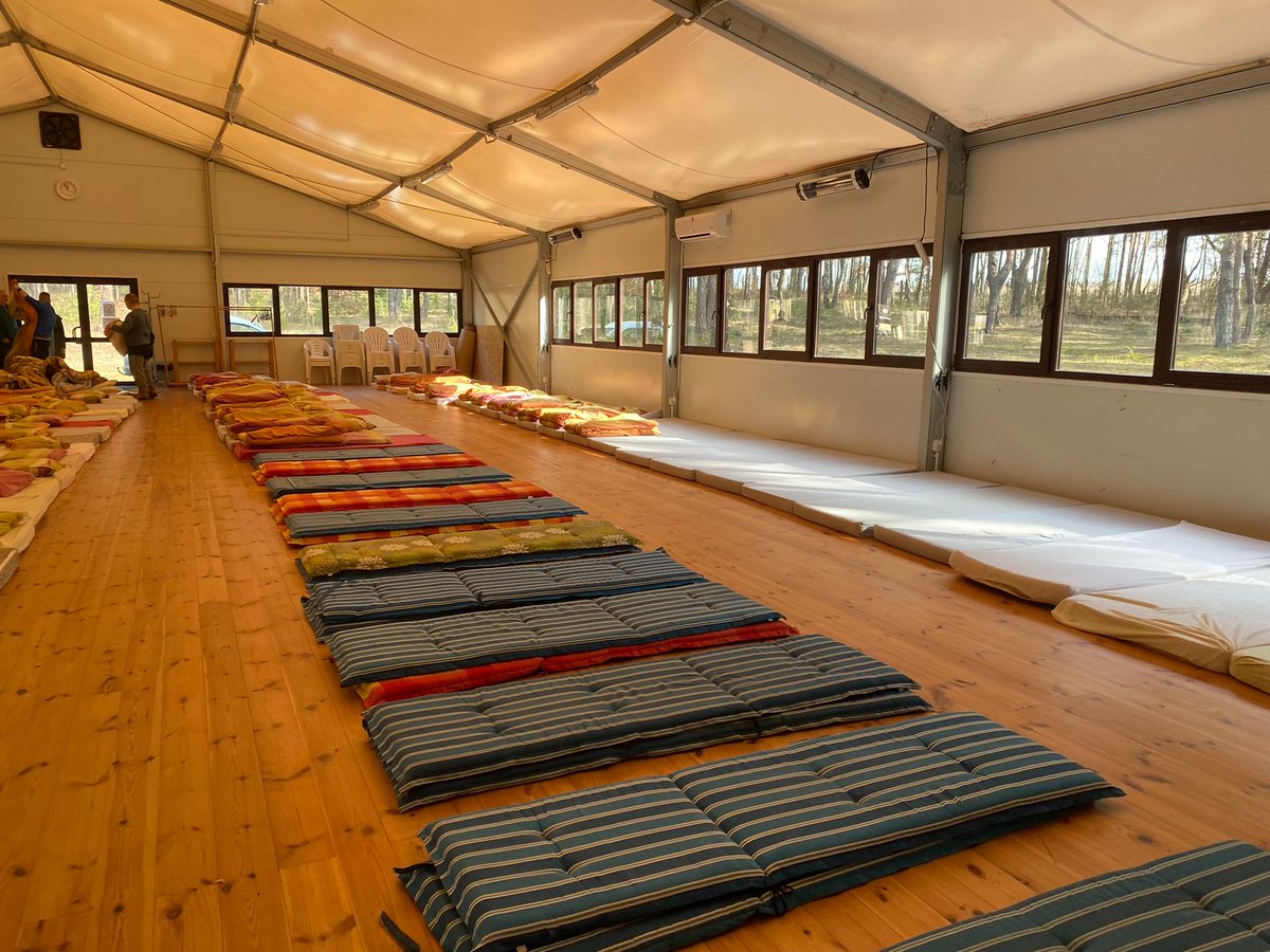 ArtofLiving's tweet photo. 300 more students on the way to #ArtofLiving #Taraska ashram in #Poland , tonight. We are ready to receive them . #donateukraine #HelpUkraine
https://t.co/1MQzL81k35 https://t.co/KkxiAbRMiD