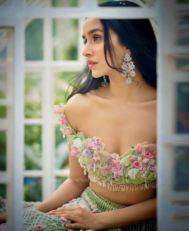 Age can hit you hard in life! But she is slaying it in 34. 

Wish that 35 be even more stunning, strong &amp; overall more healthy. 

Keep shining bright &amp; glowing more brighter with each passing years.

We Love You Sunshine 🌻🤍

<a href="/ShraddhaKapoor/">Shraddha</a> 💝

#HappyBirthdayShraddha