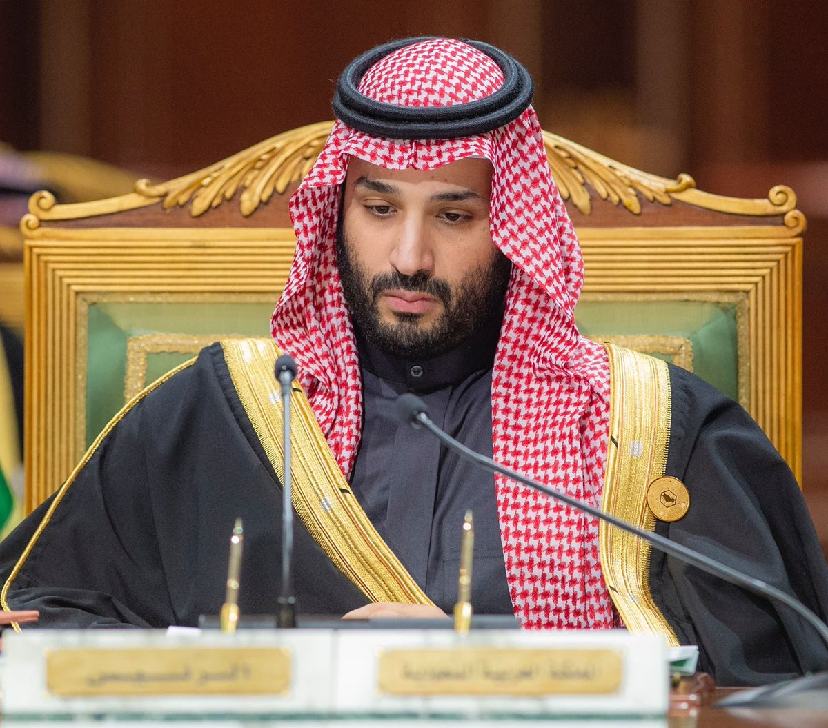 AJELNEWS24's tweet photo. عاجل 🔴 
.

.

ولي العهد : 

أمريكا بخوضها حربًا في العراق أعطت للمتطرفين فرصة سانحة، كما أن هناك بعض المتطرفين في السعودية ليسوا من جماعة الإخوان المسلمين قد لعبوا دورًا في ذلك، خصوصًا بعد قيام الثورة في إيران عام 1979م، ومحاولة الاستيلاء على المسجد الحرام بمكة.
- https://t.co/YKhDQfOkge