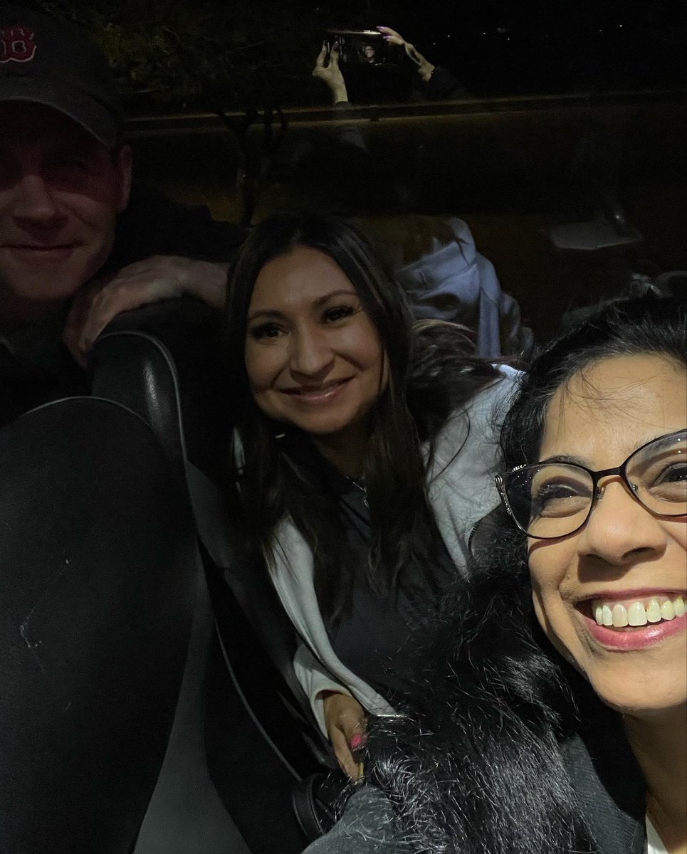 SuchetaThomas's tweet image. Are we excited enough? And away we go to San Diego, CA! #apbiology