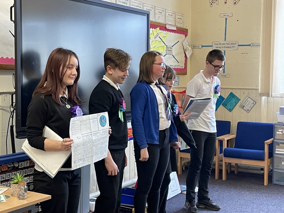 GlenburnPrimary's tweet photo. Some more of our Parliamentary Parties presenting to the class today! #P7D https://t.co/fn9VPMSYhl