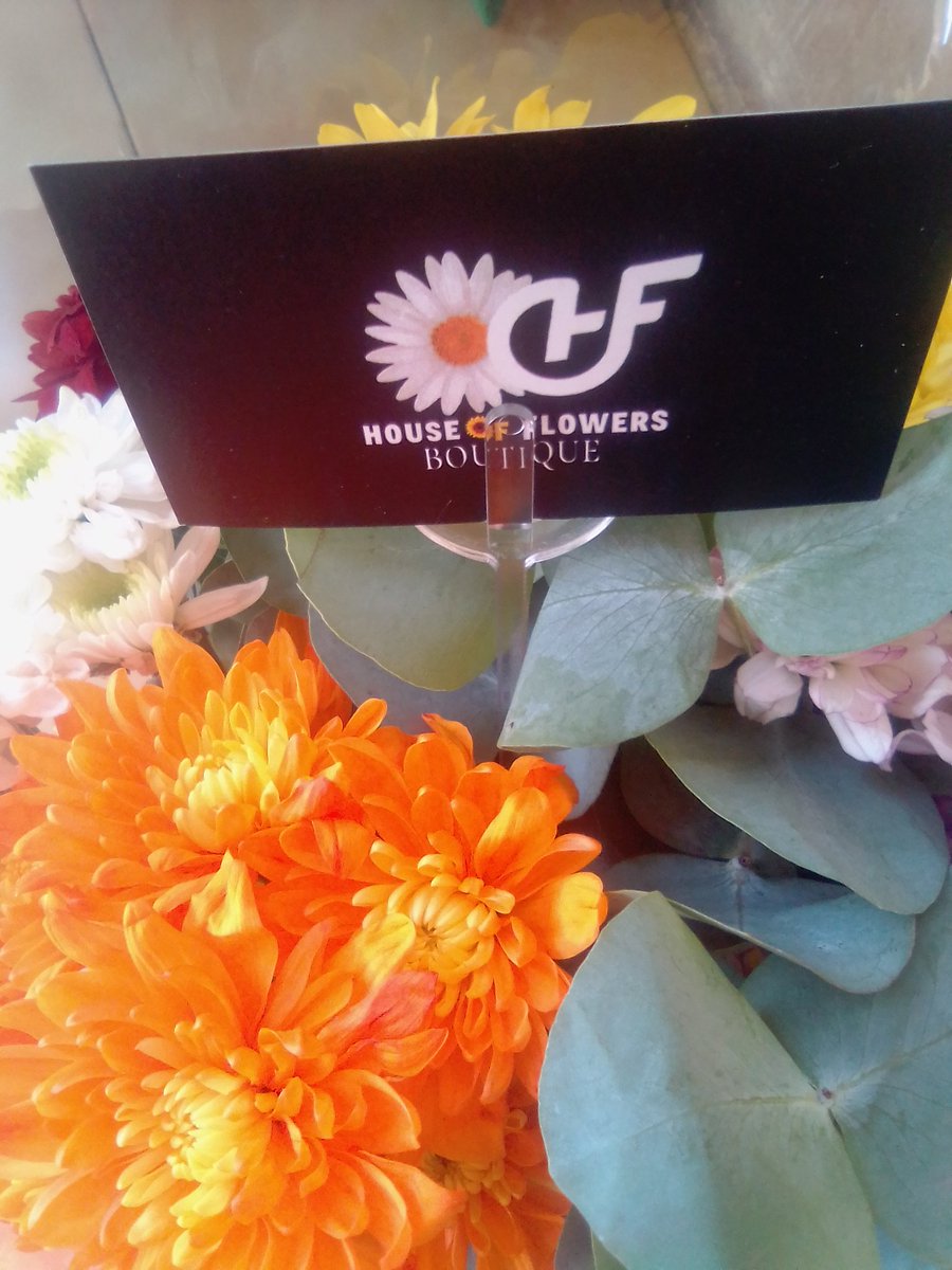 House of flowers tweet media